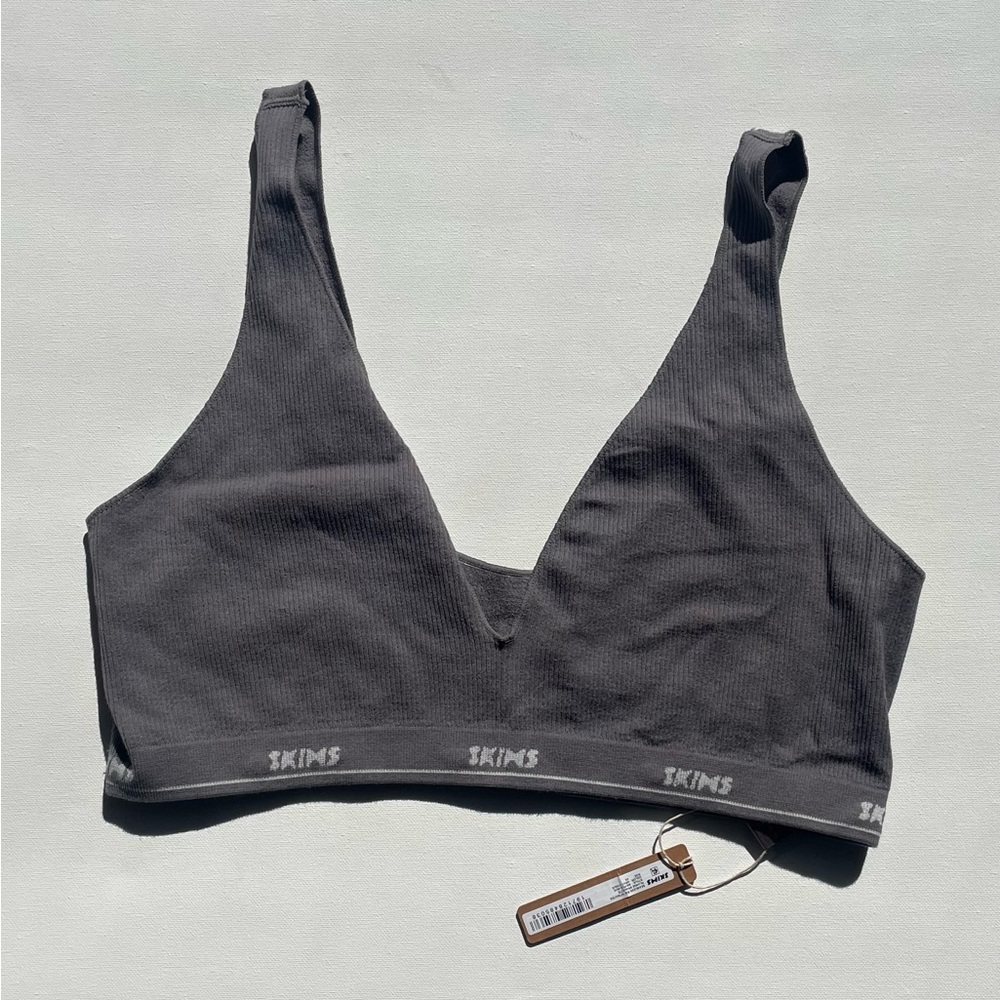 SKIMS Plunge Bralette Seamless Rib Intimates - Size: 4X - Color: Gray Chalk